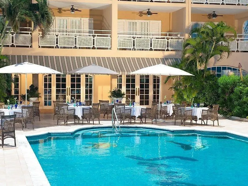 Hotel Sandals Carlyle Inn モンテゴ・ベイ 4*,